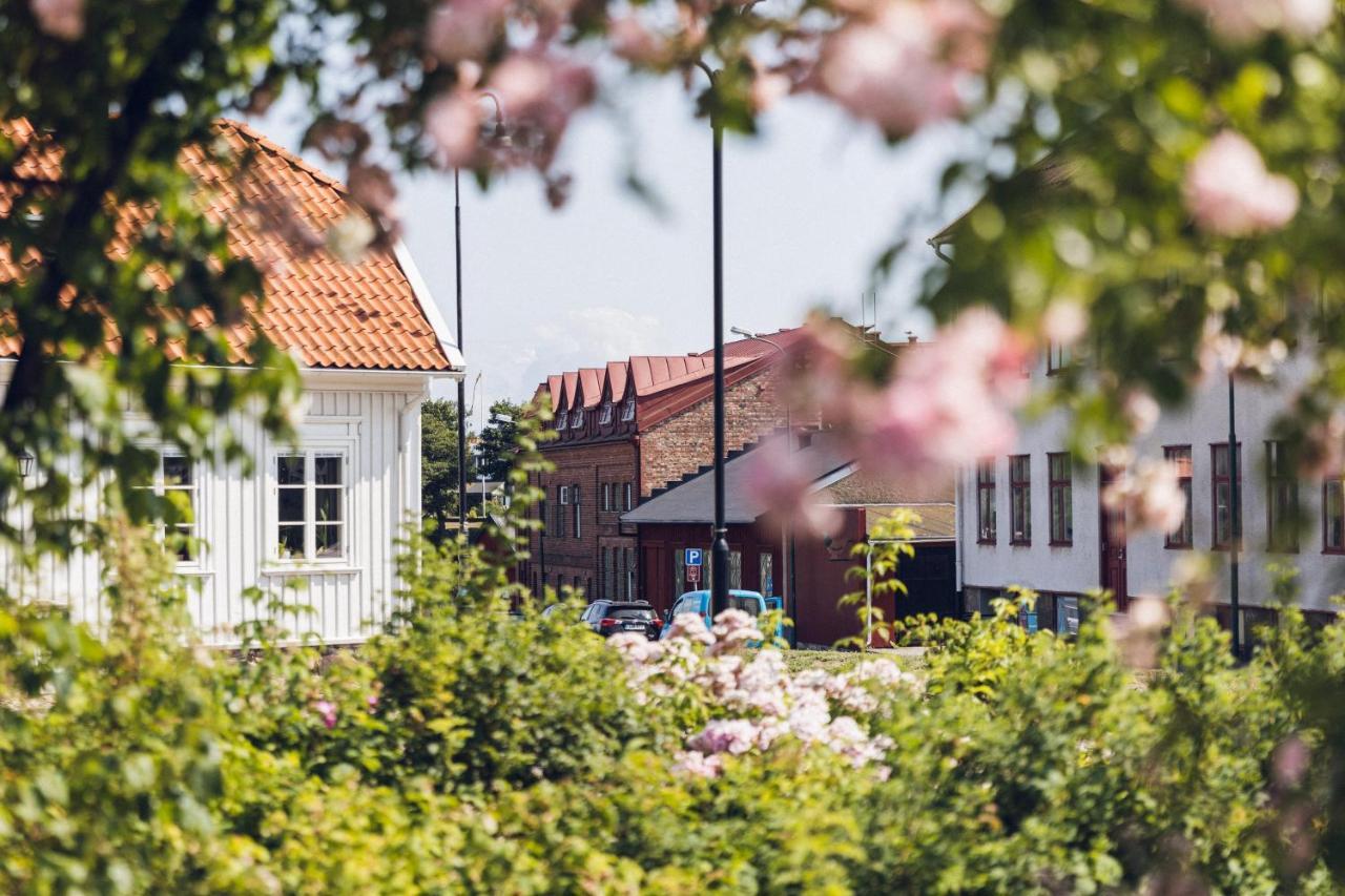 Hotell Hamngatan 27 Falkenberg Exterior photo
